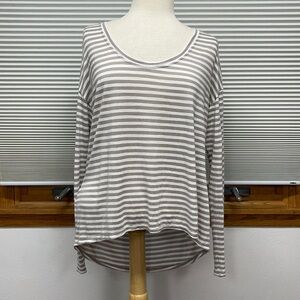 BCBGMaxAzria Striped Long Sleeve Draped Back Top Size Small